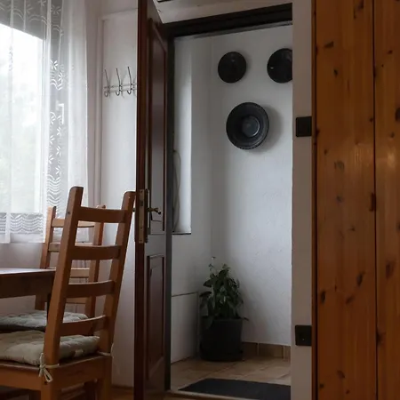 Ubytování v soukromí Rent A Scooter Vendeghaz