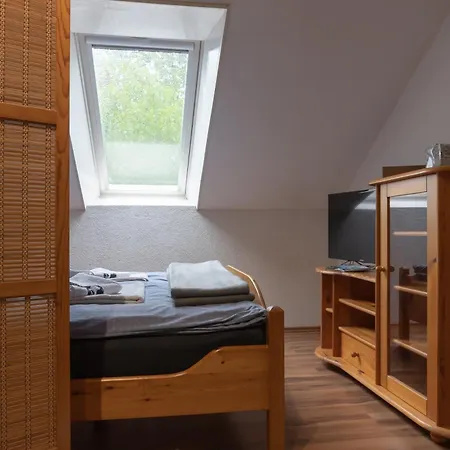 Rent A Scooter Vendeghaz 民宿 扎马迪