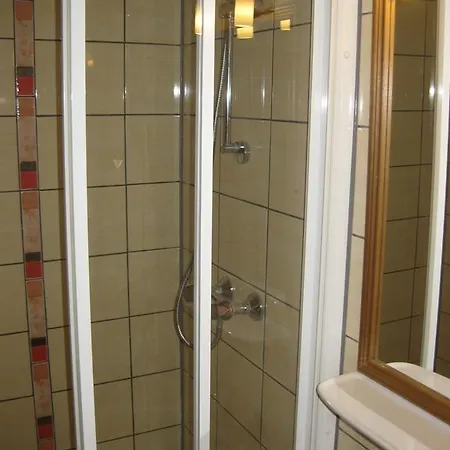 Rent A Scooter Vendeghaz *